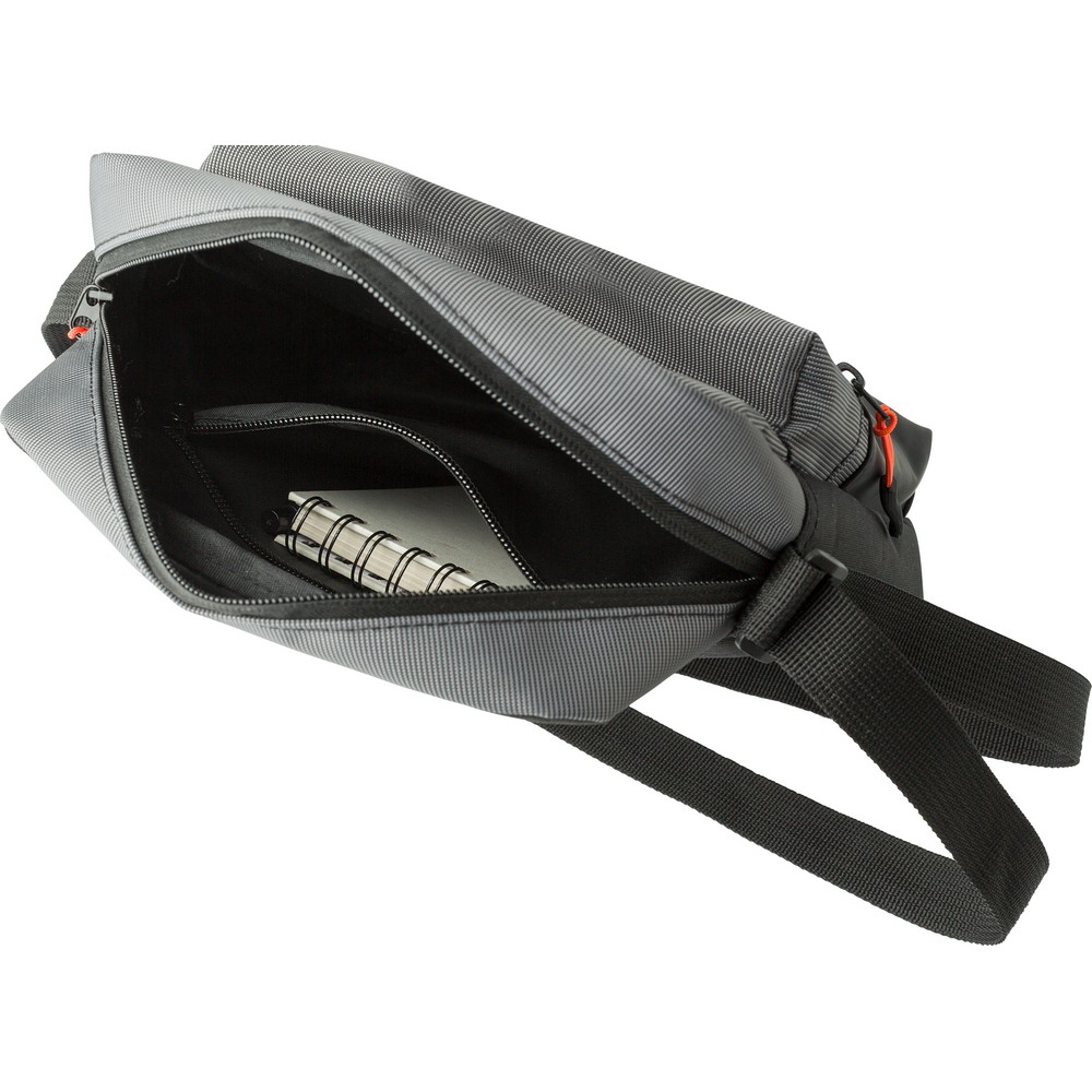 clients/infiniprinting/ax/photos_BD/AX15190-P7-Sac-a-dos-pour-ordinateur-portable-15"-personnalise-.jpg